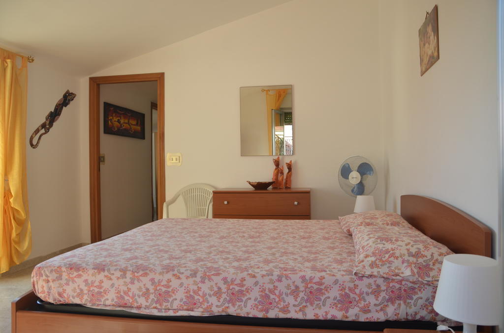 Taormina Bay Lucia'S House Bed & Breakfast Nizza di Sicilia Phòng bức ảnh